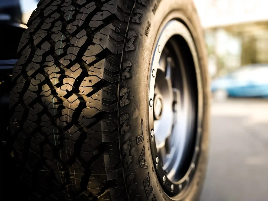 Tyres-scaled-car tyre puncture repair